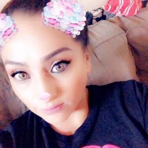 Meet your Posher, Angie